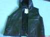 černá kožená vestička na zip,s kapsami na suchý zip o vel.42,velmi málo nošená